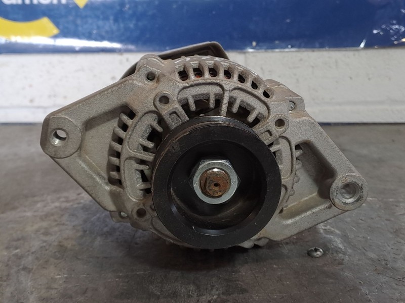 Recambio de alternador para suzuki vitara se/sv (et) 1.6 cat referencia OEM IAM 445847  