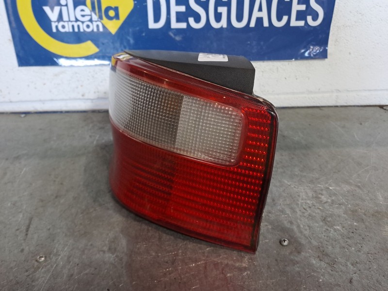 Recambio de piloto trasero derecho para citroen saxo 1.5 d monaco referencia OEM IAM   