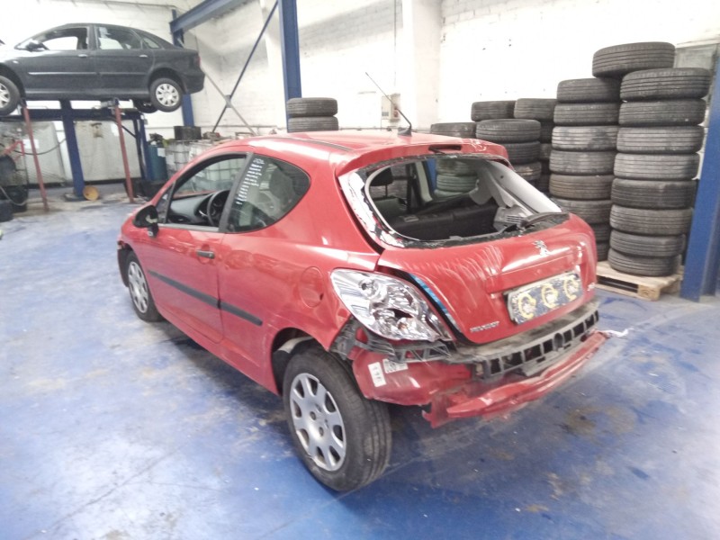 peugeot 207 confort 1.4 75 del año 2008