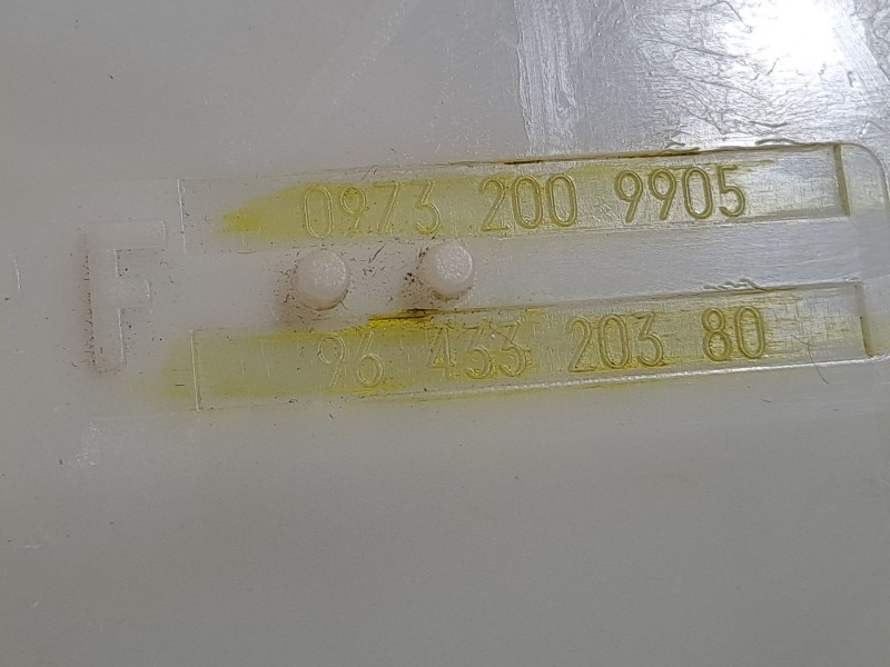 Recambio de aforador para peugeot 206 berlina e-music referencia OEM IAM 9643320380  