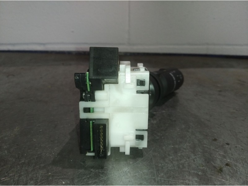 Recambio de mando limpia para nissan qashqai 2.0 dci acenta 4x2 referencia OEM IAM 7322SD   Recambio de mando limpia para nissan qashqai 2.0 dci acenta 4x2 referencia OEM IAM 7322SD