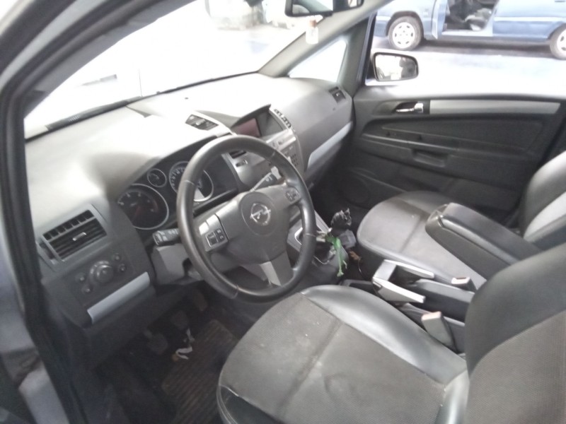 opel zafira b  | 0.05 - ... del año 2007