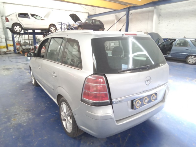 opel zafira b  | 0.05 - ... del año 2007