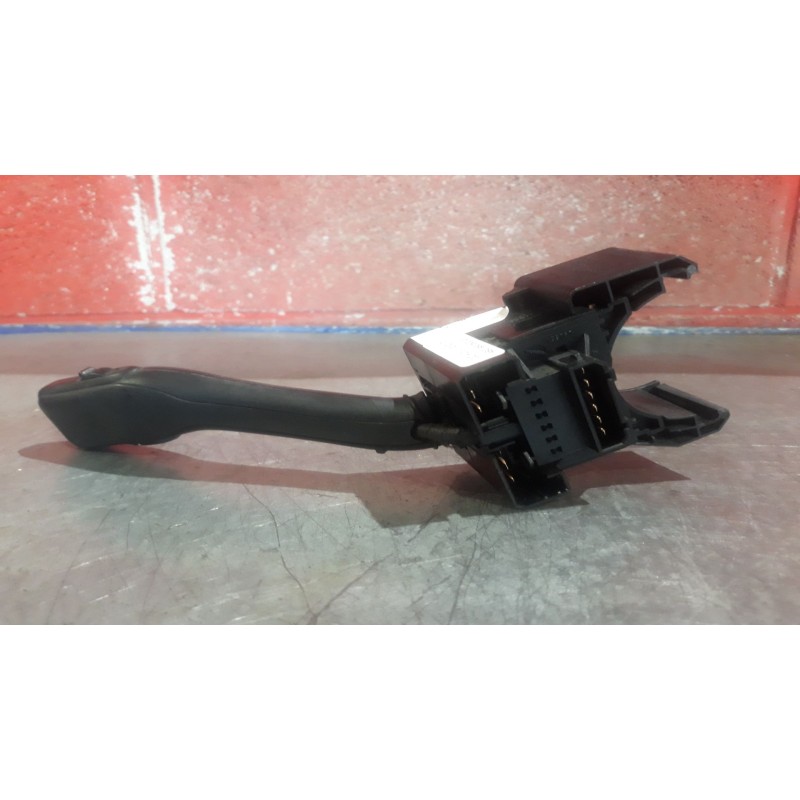 Recambio de mando limpia para volkswagen passat berlina (3b3)  | 0.00 - 0.05  | 0.00 - 0.05 referencia OEM IAM   