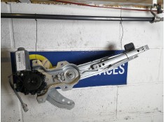 ELEVALUNAS DELANTERO DERECHO