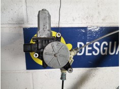 ELEVALUNAS DELANTERO DERECHO  2