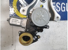 Recambio de elevalunas delantero derecho para toyota corolla verso (r1) 2.2 d-4d luna referencia OEM IAM    2