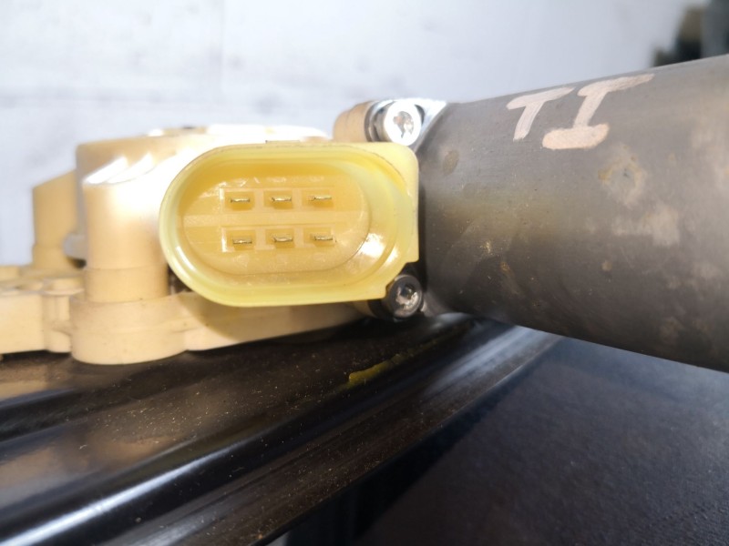 Recambio de elevalunas trasero izquierdo para bmw x5 (e70) 3.0d referencia OEM IAM 7166381E 7137029S 