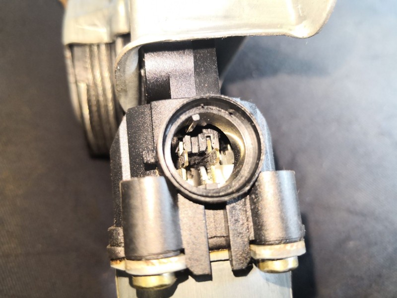 Recambio de elevalunas delantero izquierdo para renault megane i scenic (ja0) 1.6e alize referencia OEM IAM   