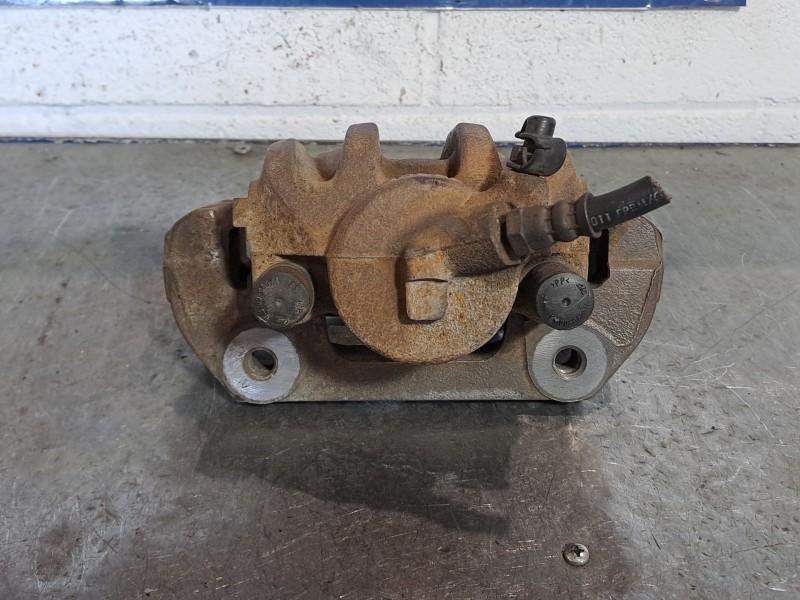 Recambio de pinza freno delantera izquierda para bmw serie 1 berlina (e81/e87) 120d referencia OEM IAM   