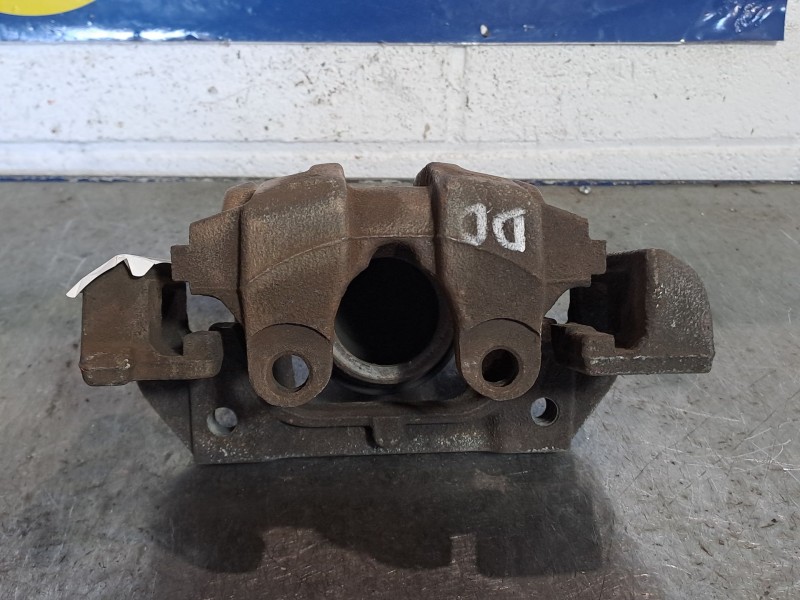 Recambio de pinza freno delantera derecha para bmw serie 1 berlina (e81/e87) 120d referencia OEM IAM   