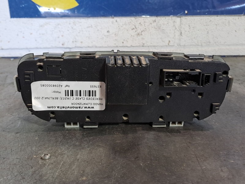 Recambio de mando climatizador para mercedes clase c (w203) berlina referencia OEM IAM A2098300085  