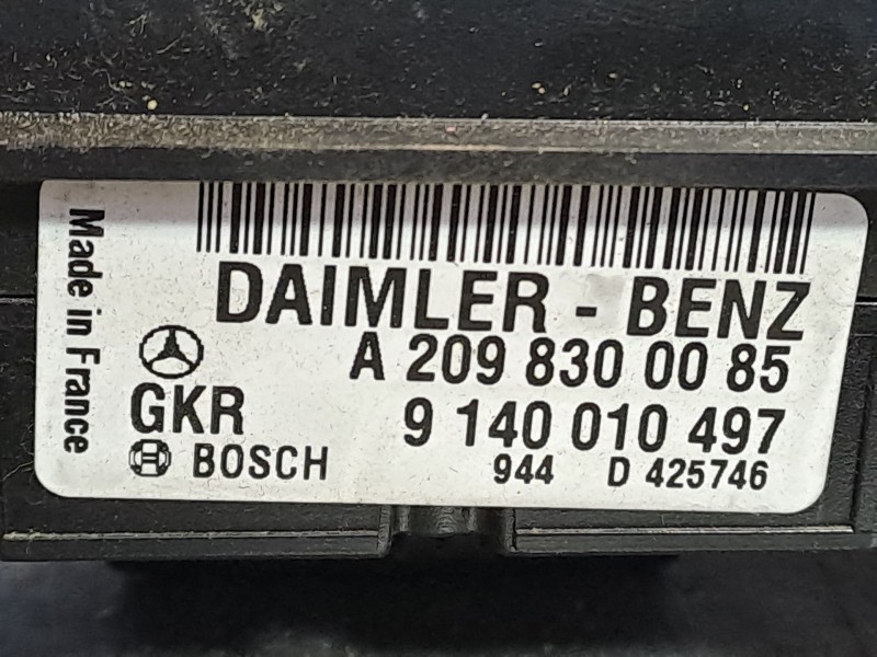Recambio de mando climatizador para mercedes clase c (w203) berlina referencia OEM IAM A2098300085  