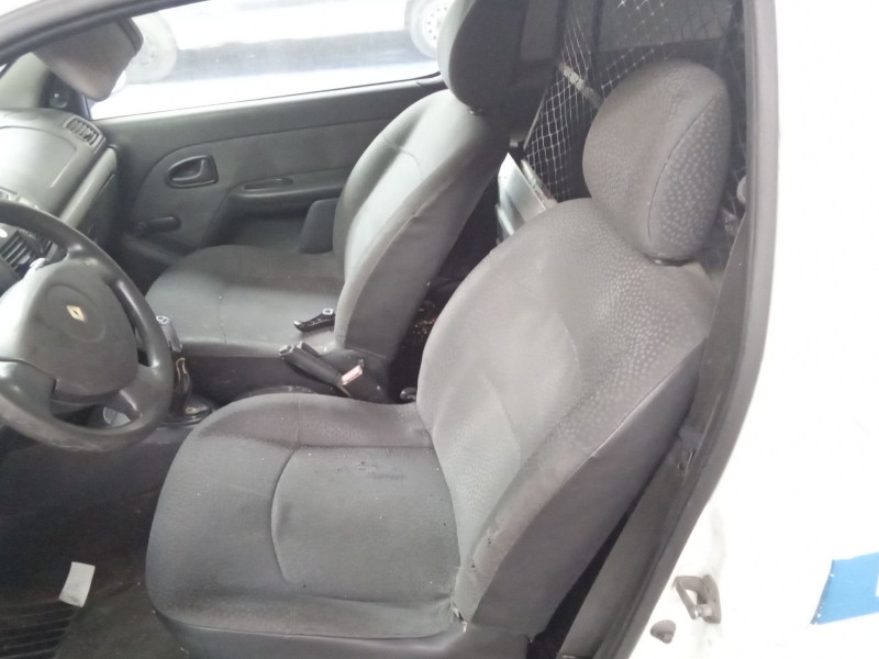 renault clio ii fase ii (b/cb0) del año 2009