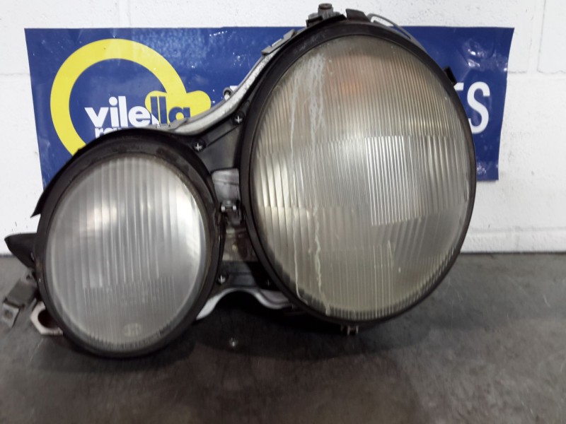 Recambio de faro izquierdo para mercedes clase e (w210) berlina referencia OEM IAM   