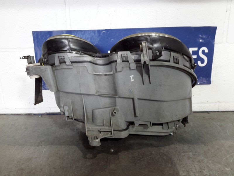 Recambio de faro izquierdo para mercedes clase e (w210) berlina referencia OEM IAM   