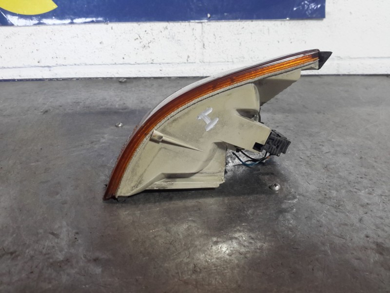 Recambio de piloto delantero izquierdo para bmw serie 3 325i referencia OEM IAM   