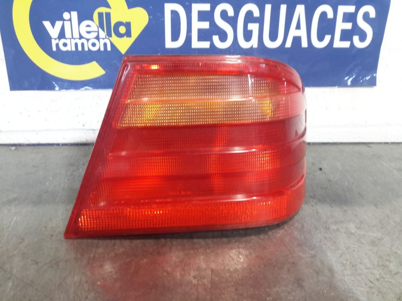 Recambio de piloto trasero derecho para mercedes clase e (w210) berlina referencia OEM IAM   