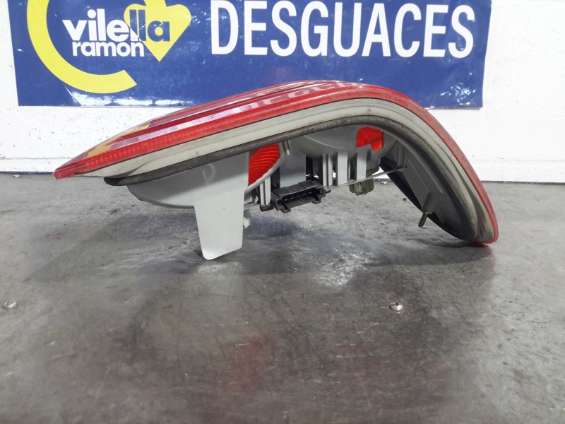 Recambio de piloto trasero derecho para mercedes clase e (w210) berlina referencia OEM IAM   