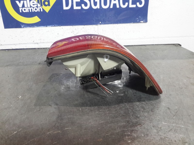 Recambio de piloto trasero derecho para audi 100 100 2.6 referencia OEM IAM   