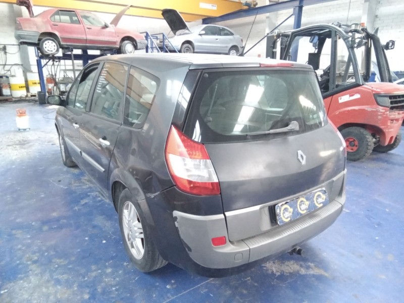renault scenic ii grand confort authentique | 04.04 - ... del año 2005