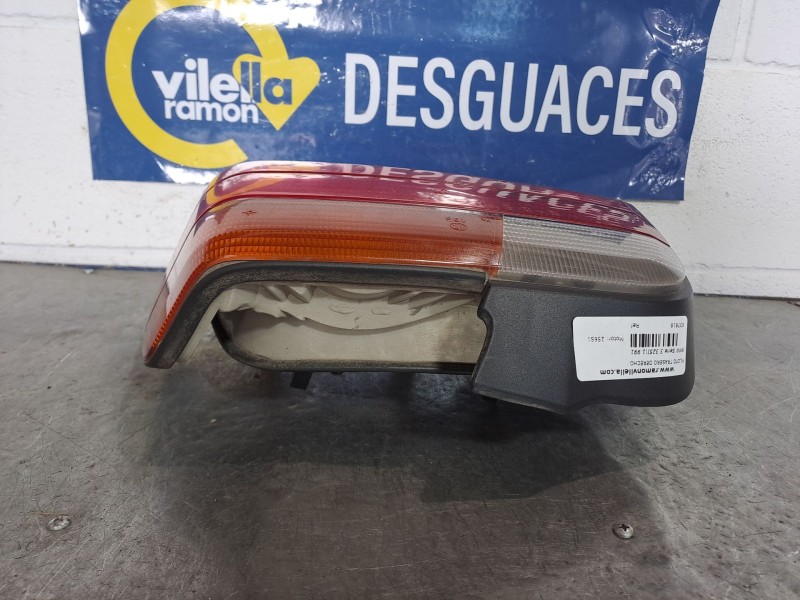 Recambio de piloto trasero derecho para bmw serie 3 325i referencia OEM IAM   