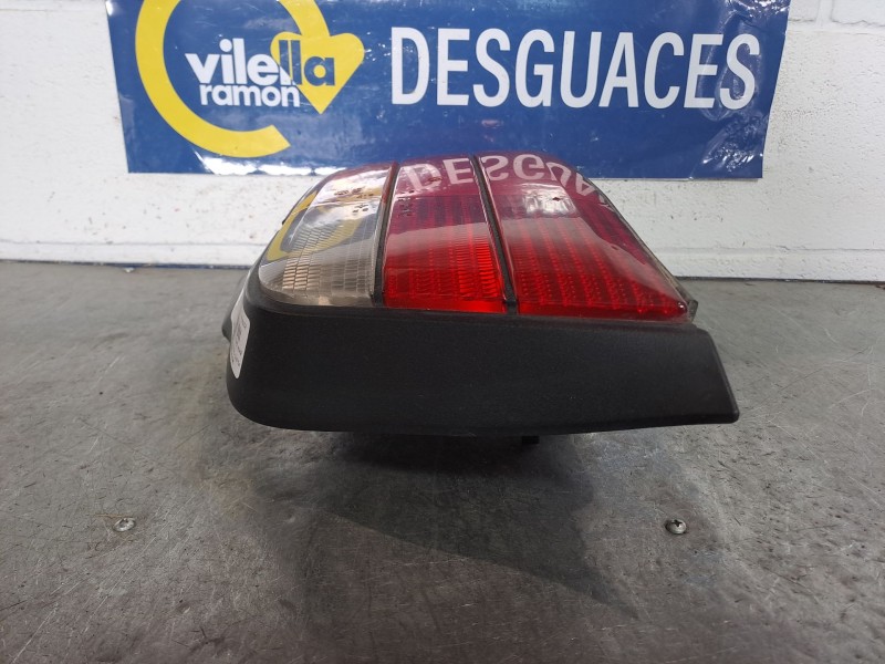 Recambio de piloto trasero derecho para bmw serie 3 325i referencia OEM IAM   