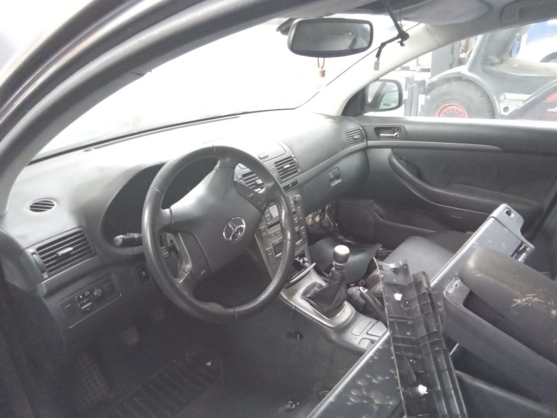toyota avensis berlina (t25)  | 0.03 - 0.09 del año 2006