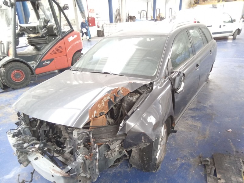 toyota avensis berlina (t25)  | 0.03 - 0.09 del año 2006