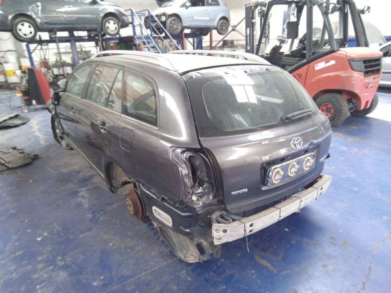 toyota avensis berlina (t25)  | 0.03 - 0.09 del año 2006