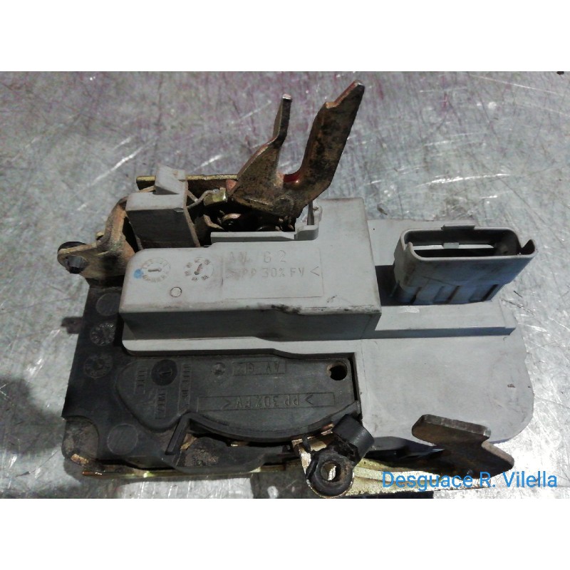 Recambio de cerra. puer. delantero derecha para citroen xsara berlina 1.6i 16v exclusive | 11.00 - 12.05 1.6i 16v exclusive | 11