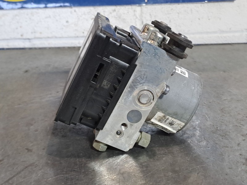 Recambio de abs para opel insignia berlina expression referencia OEM IAM 23321781 23383112 