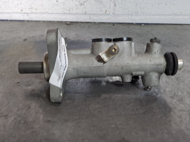 Recambio de bomba freno para mercedes clase c (w203) berlina 2.7 cdi 20v cat referencia OEM IAM   