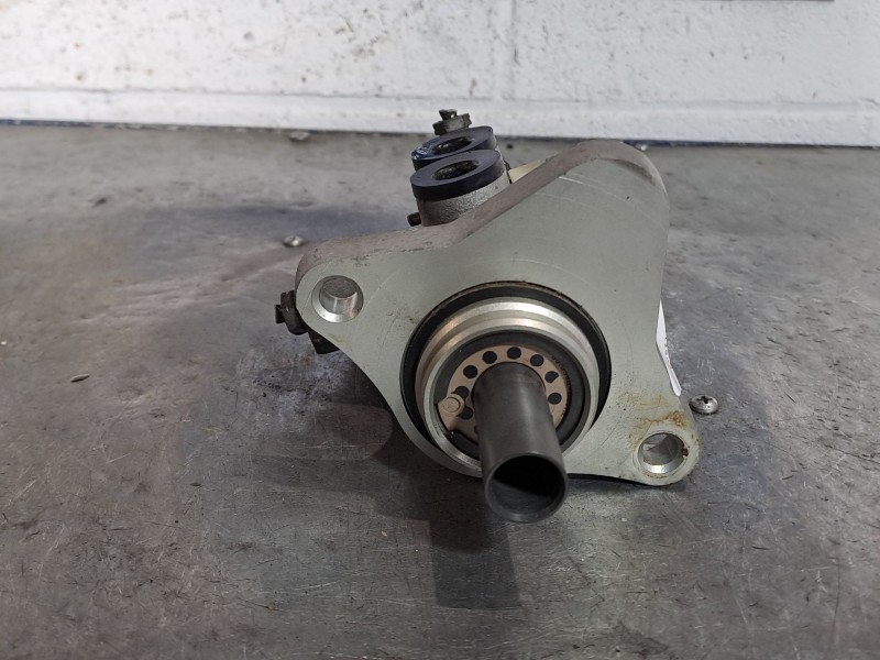 Recambio de bomba freno para mercedes clase c (w203) berlina 2.7 cdi 20v cat referencia OEM IAM   