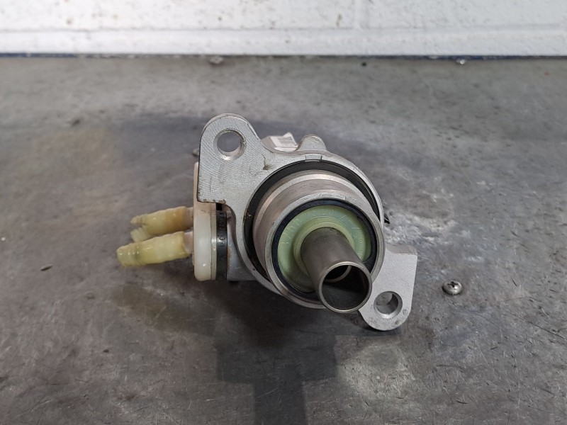 Recambio de bomba freno para opel meriva referencia OEM IAM   