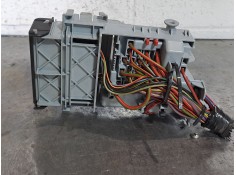 Recambio de caja reles fusibles para opel insignia berlina expression referencia OEM IAM 13222786   2