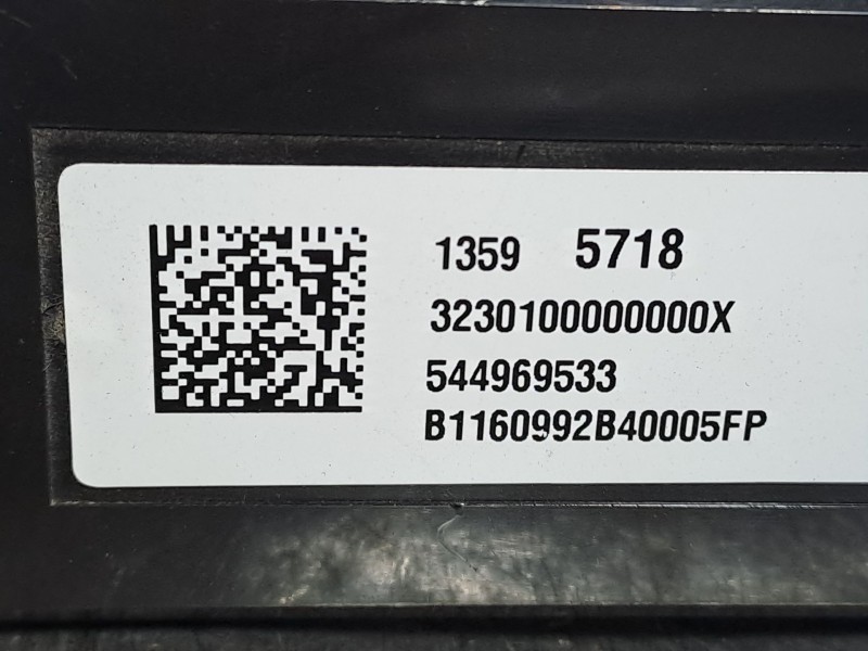 Recambio de centralita aire acondicionado para opel insignia berlina expression referencia OEM IAM 13595718  