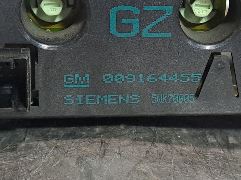 Recambio de pantalla multifuncion para opel meriva referencia OEM IAM   