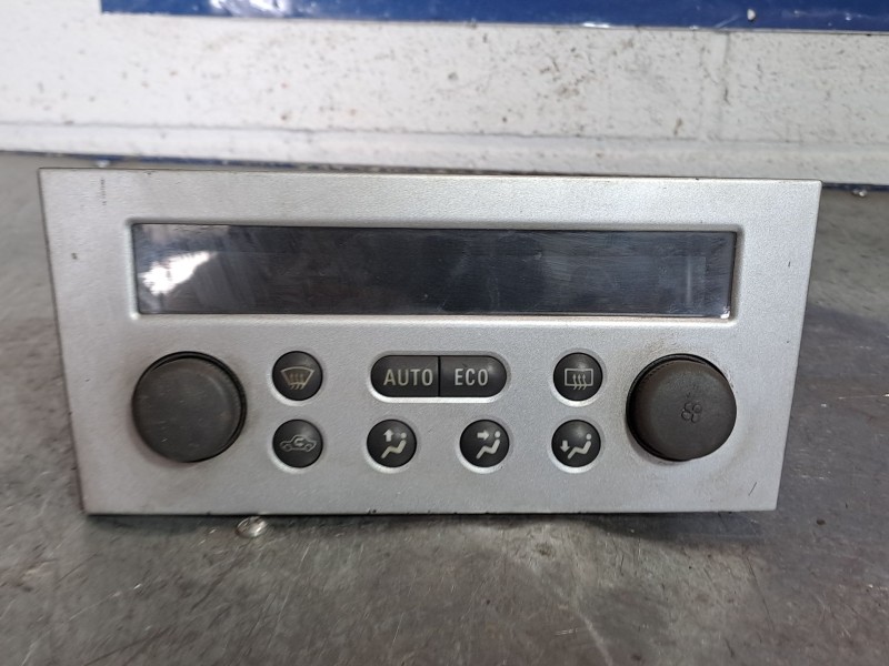 Recambio de mando climatizador para opel meriva referencia OEM IAM 013132388  