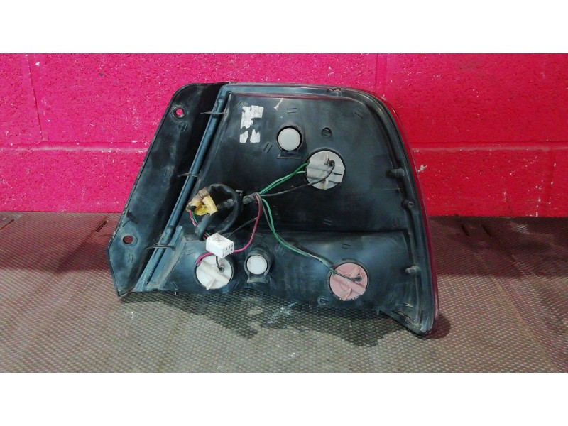 Recambio de piloto trasero izquierdo para hyundai accent referencia OEM IAM   