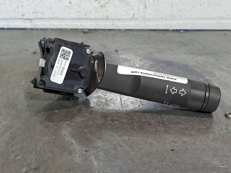 Recambio de mando intermitentes para opel insignia berlina expression referencia OEM IAM 95220563  