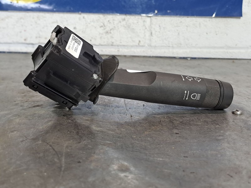 Recambio de mando intermitentes para opel insignia berlina expression referencia OEM IAM 95220563  