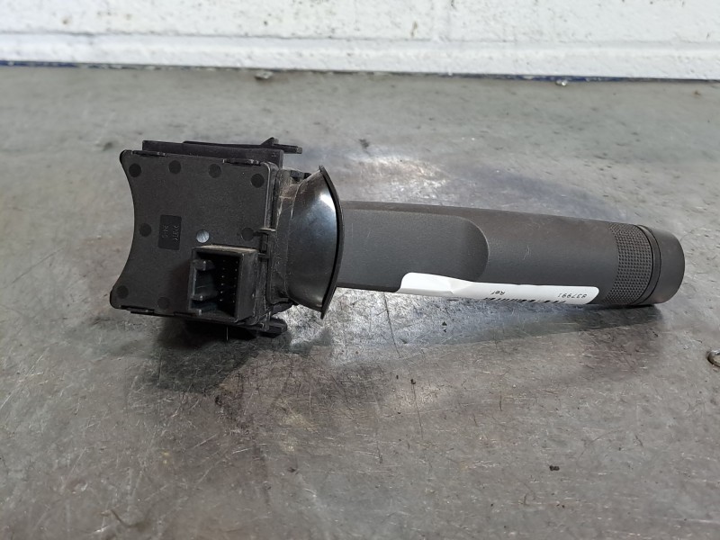 Recambio de mando intermitentes para opel insignia berlina expression referencia OEM IAM 95220563  
