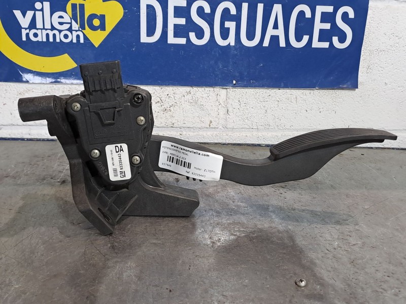 Recambio de potenciometro pedal para opel meriva referencia OEM IAM 93335443  