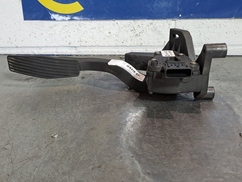 Recambio de potenciometro pedal para opel meriva referencia OEM IAM 93335443  