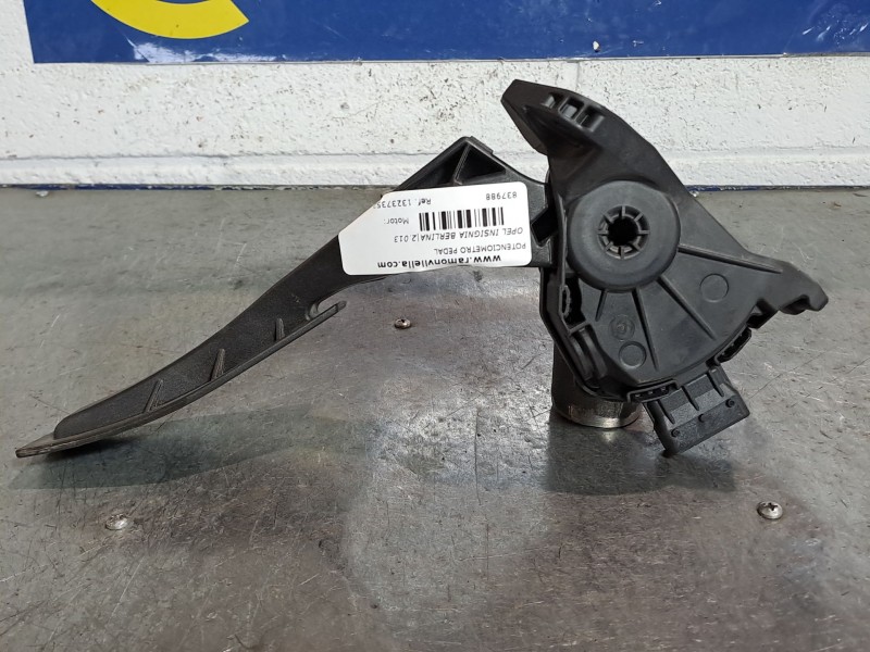 Recambio de potenciometro pedal para opel insignia berlina expression referencia OEM IAM 13237352 6PV00976500 