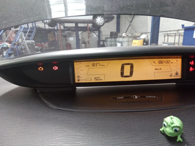 citroen c4 berlina del año 2007