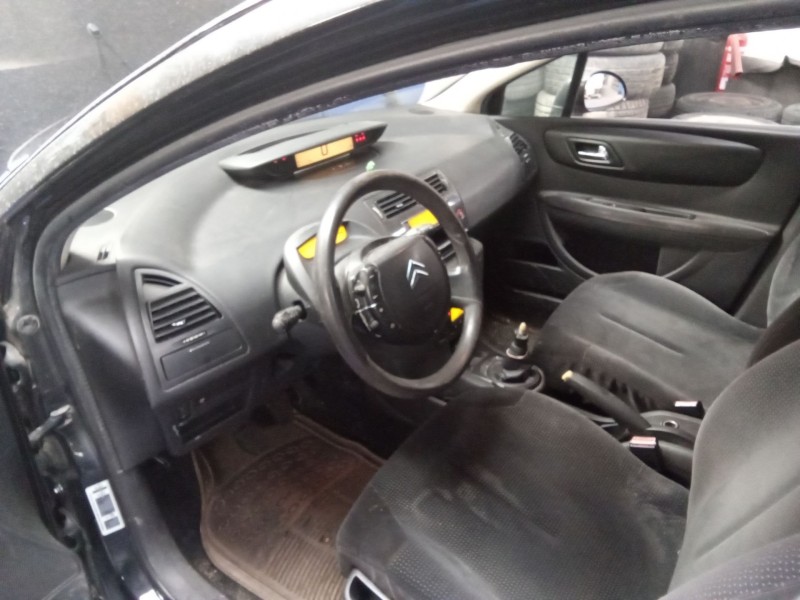 citroen c4 berlina del año 2007