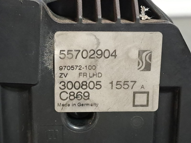 Recambio de cerradura puerta delantera derecha para fiat punto (199)  | ...  | ... referencia OEM IAM 55702904 300805 