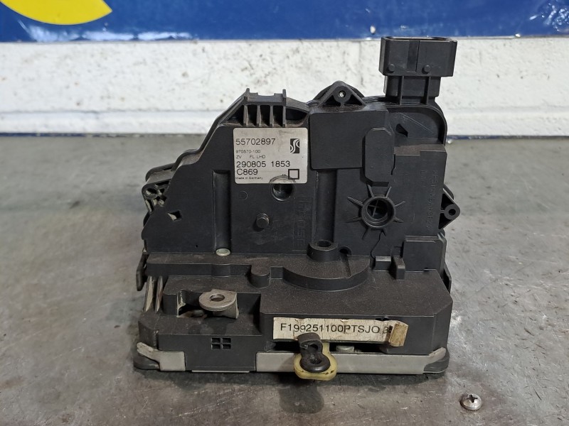 Recambio de cerradura puerta delantera izquierda para fiat punto (199)  | ...  | ... referencia OEM IAM 55702897 290805 